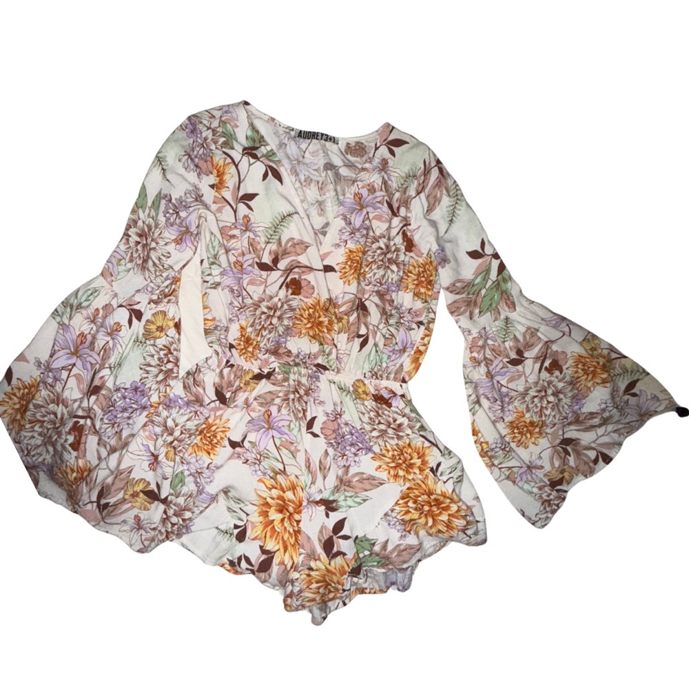 Floral Bell Sleeve Romper